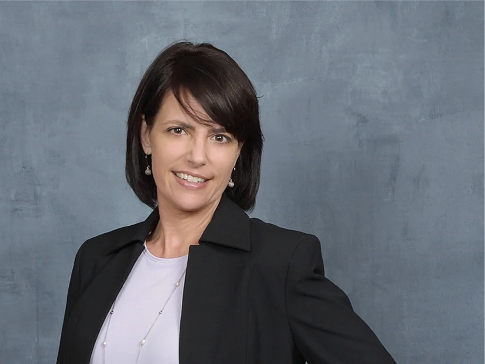 LinnaJo Dombroski — Partner & COO, Vector Business Solutions